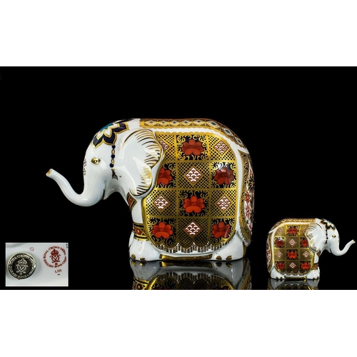 530 - Royal Crown Derby Old Imari Gold Banded Small Elephant Figural Paperweight. Gold Stopper, Date 1990.... 