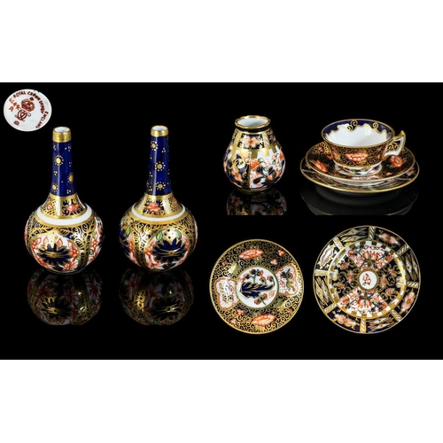 585 - Royal Crown Derby Collection of Imari Pattern - Antique Miniature Pieces ( 6 ) In Total. Comprises 1... 