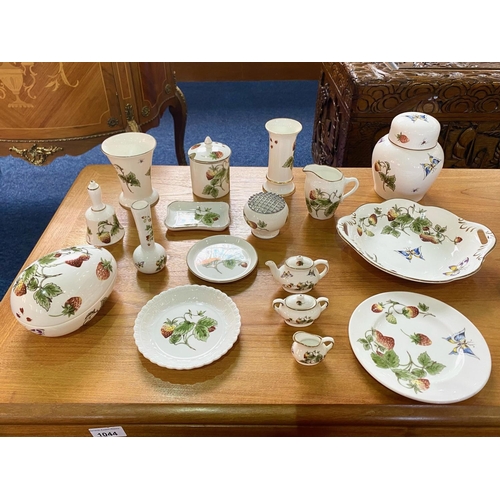 628 - Collection of Coalport Strawberry Pattern Ceramic Pieces. Comprises 1/ Ginger Jar and Lid, 2/ Large ... 