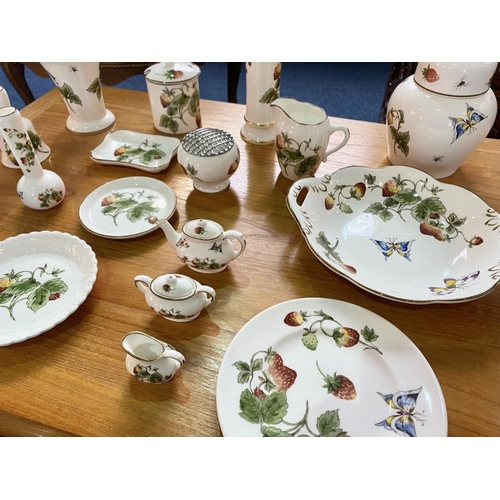 628 - Collection of Coalport Strawberry Pattern Ceramic Pieces. Comprises 1/ Ginger Jar and Lid, 2/ Large ... 