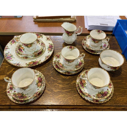 683 - A Royal Albert Old Country Roses Tea Service comprising, one dinner plate, five cups and saucers, mi... 