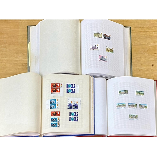 1400 - Stamp interest: Three springback stamp albums featuring GB and Oceana stamps.