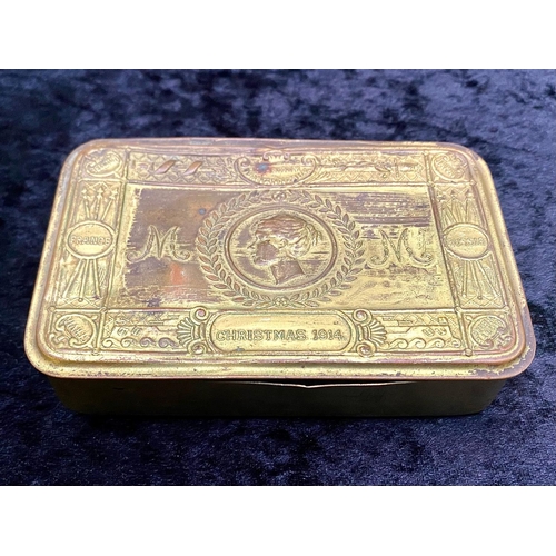 1324 - 1914 Christmas Tin