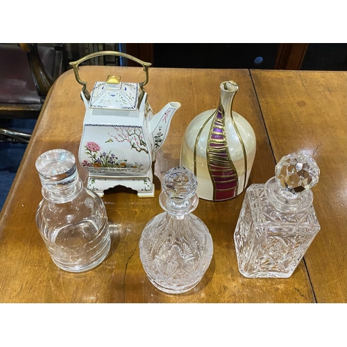 1413 - Box of Collectible Ceramics & Glass, including a gloss finish cream and gilt bottle shaped vase 11''... 