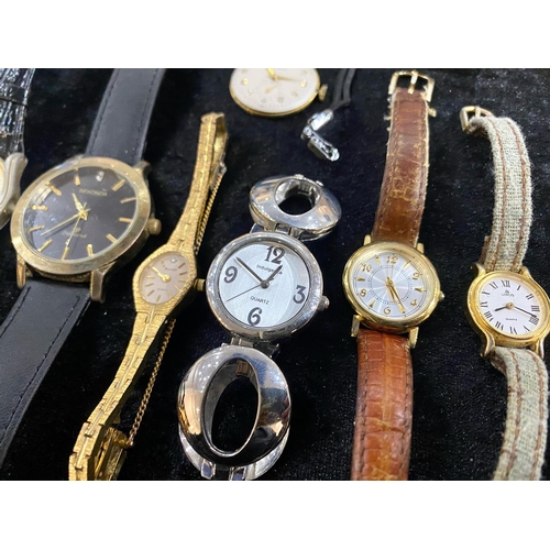 1417 - Mixed Lot Of Oddments And Collectables To Include Wristwatches, Pocket Watches, Costume Jewellery et... 