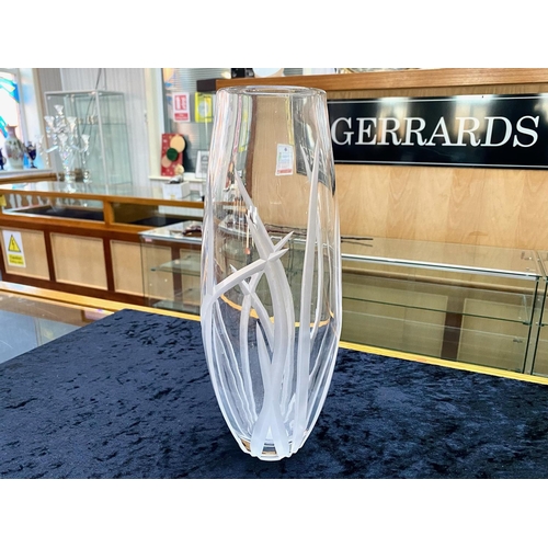 707 - Large Stuart Crystal Glass Vase of contemporary design, 12 inches (30cms) high; no damage