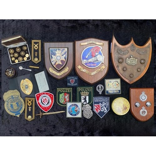 1327 - Box Of Military Related Items To Include Plaques, Badges, Buttons etc