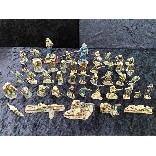 1343 - Military Interest - Collection of Lead Military Figures, makes to include Corgi, Britain's, King & C... 