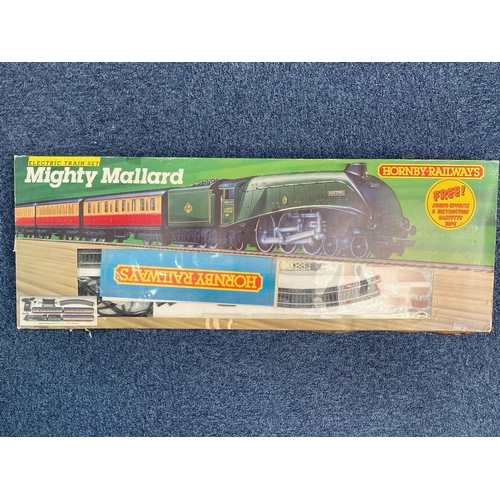 1590 - Hornby Railways Mighty Mallard Electric Train Set, complete with BR Mallard Locomotive and Tender, t... 