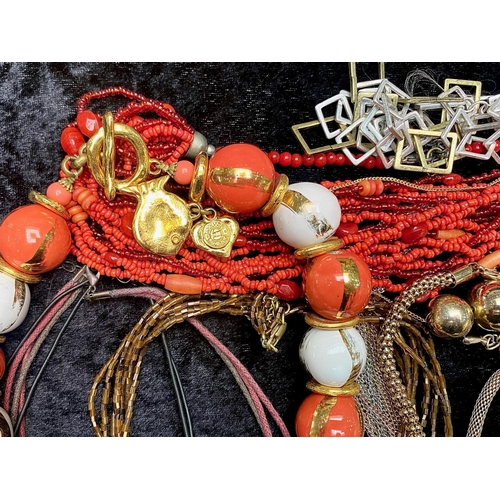 430 - Box of Good Quality Costume Jewellery, including multi strand amber coloured bead necklace, stone se... 