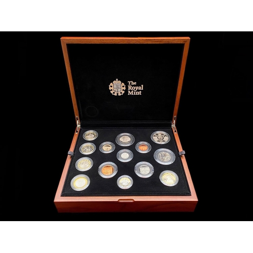 471 - The Royal Mint - The 2020 United Kingdom Premium Proof Coin Set - Treasure for Life. Housed In Its O... 