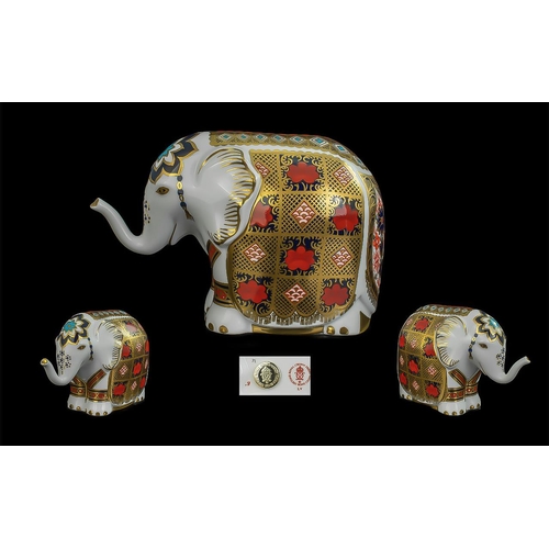 527 - Royal Crown Derby Old Imari Pattern Gold Band Small Elephant Figure - Paperweight. Date 1992, Gold S... 