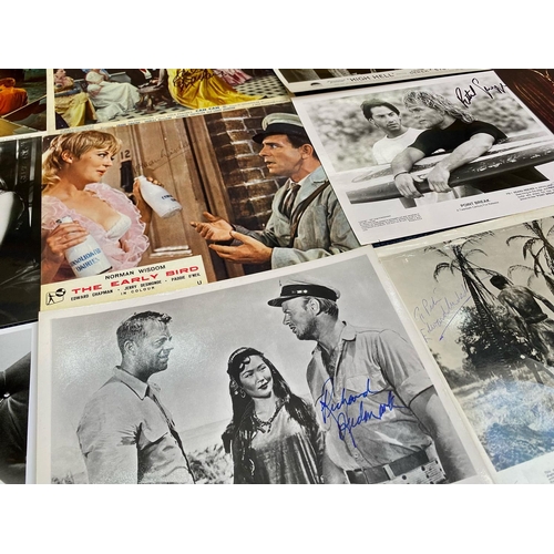 1397 - Film Autographs All on 10 x 8  Inches Photographs, There Is 19 Autographs with Wonderful Signatures ... 