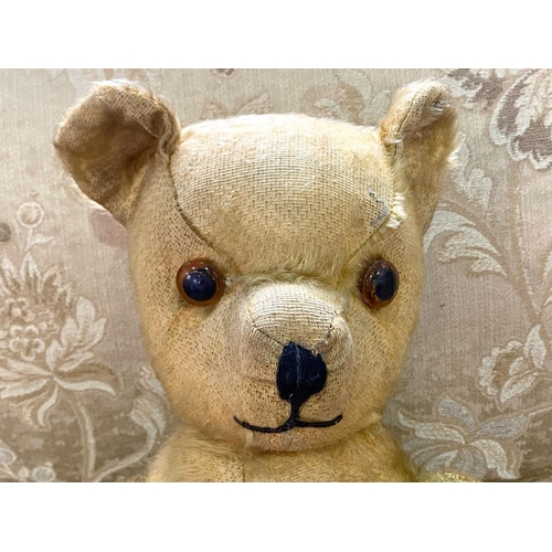 1512 - Vintage Teddy Bear, moveable limbs, glass eyes, measures approx 22'' in height.