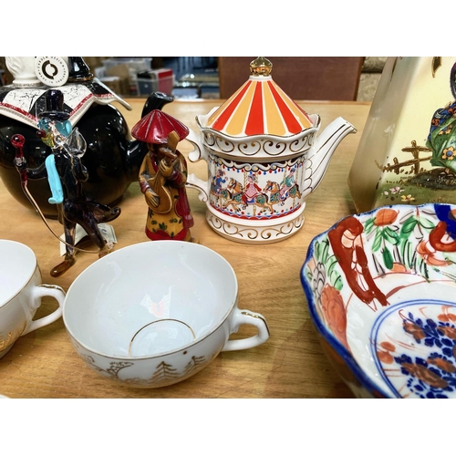 1565 - Box of Miscellaneous, to include three novelty teapots, vase, Japanese Imari Bowl, cups, collectible... 