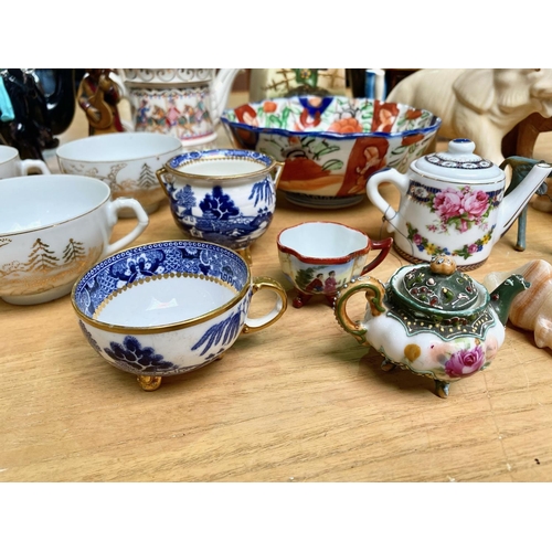 1565 - Box of Miscellaneous, to include three novelty teapots, vase, Japanese Imari Bowl, cups, collectible... 