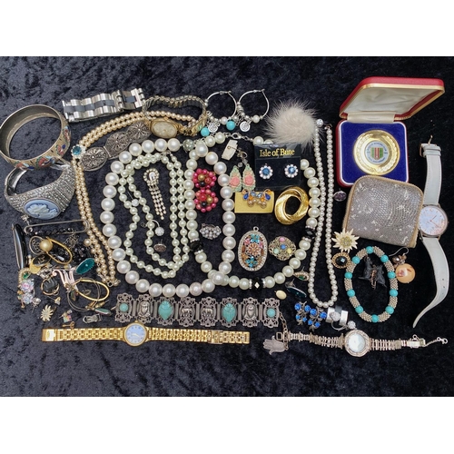 406 - Good Collection of Costume Jewellery, comprising bangles, bracelets, brooches, pearls, watches, earr... 