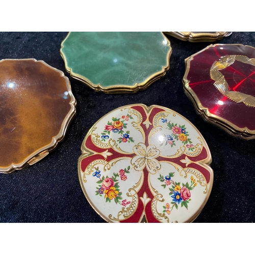 499 - Five Stratton Vintage Compacts, assorted designs.