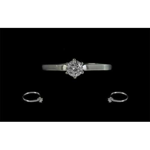 60 - 18ct White Gold Excellent Quality Single Stone Diamond Ring, the round, modern, brilliant cut diamon... 