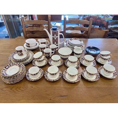 695 - Studio Coffee Set, comprising coffee pot, cream jug, sugar bowl, four coffee cups , together with  a... 