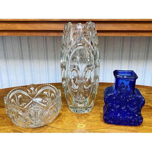 779 - The Pieces of Heavy Glass, comprising a tall pressed fleur-de lys design glass vase 13'' tall, a rou... 