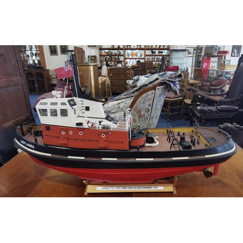 1421 - Radio Controlled Trawler, well detailed, approx 34'' in length.