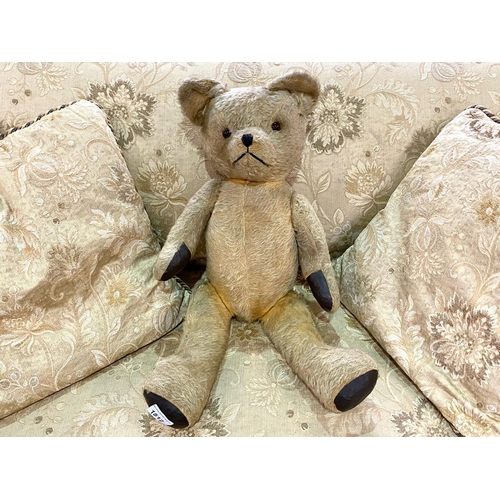 1569 - Early 20th Century Jointed Teddy Bear.  1920's Straw Filled Teddy Bear, moveable joints, padded paws... 