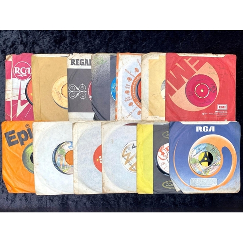 1576 - Collection of 60's & 70's 45 rpm Records, including The Tremeloes, The Searchers, The Four Seasons, ... 