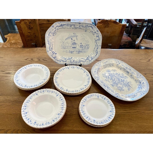 725 - Royal Albert 'Memory Lane' Part Dinner Service, comprising four 10'' dinner plates, three 8'' side p... 