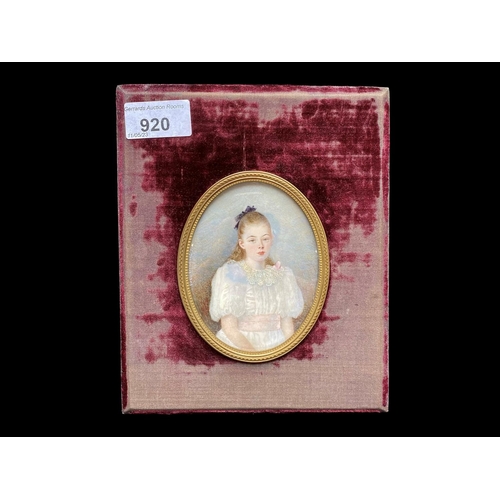 920 - Early 20th Century Portrait Miniature, depicts a young girl in lace dress, housed in a velvet frame.