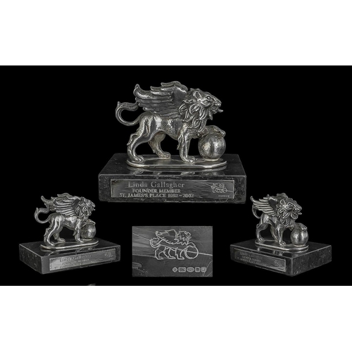 105A - A Superb Sterling Silver Impressive Desk Paperweight Depicting The Figure of a Winged Lion. Resting ... 