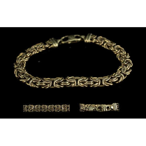 79 - Ladies or Gents Superb Quality 9ct Gold Deluxe Designed Bracelet. Fully Marked for 9.375. Lobster Cl... 
