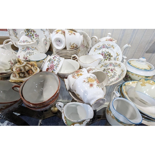 Colclough bone 2025 china tea set