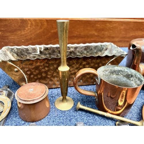 1230 - Large Collection of Assorted Brass & Copper Items, including pots, kettles, pans, bowls, jugs, etc.