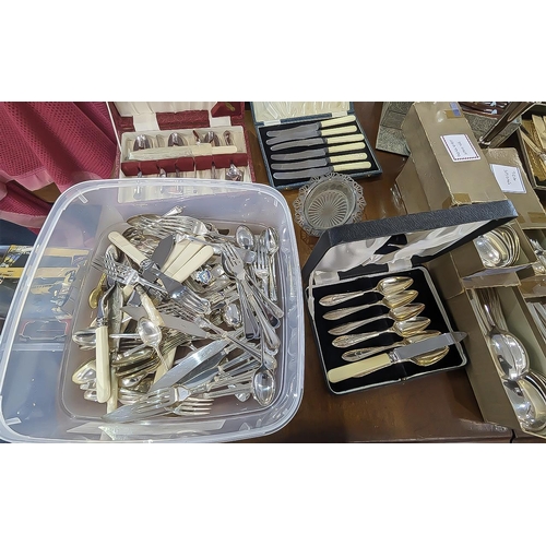 1251 - A Good Quantity of Silver Plated Ware to include a number of boxed flatware sets, loose cutlery, sil... 