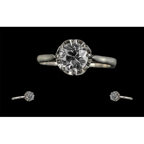 14 - Ladies - Excellent Quality 18ct White Gold Single Stone Diamond Set Ring. The Round Brilliant Cut Di... 