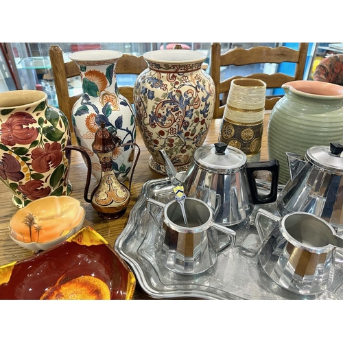 1495 - Collection of Assorted Pottery & Porcelain, including vases, jugs, dishes, etc.  Assorted colours an... 