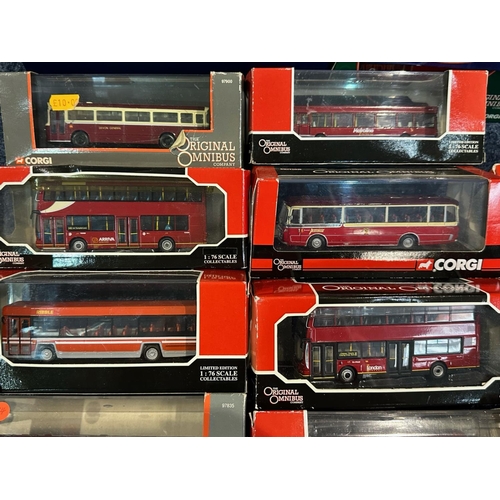 1527 - Corgi Transport Vehicles Interest. Good Collection of Corgi Transport Vehicles, All Look to Be In Un... 