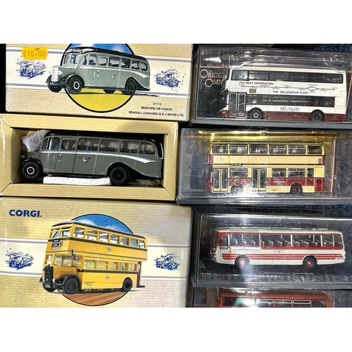 1528 - Corgi Transport Vehicles Interest. Good Collection of Corgi Transport Vehicles, All Look to Be In Un... 