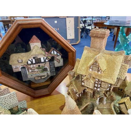 1546 - Large Collection of Lilliput Lane Cottages, churches, pubs, etc.  All unboxed.  Approx. 25, idea for... 