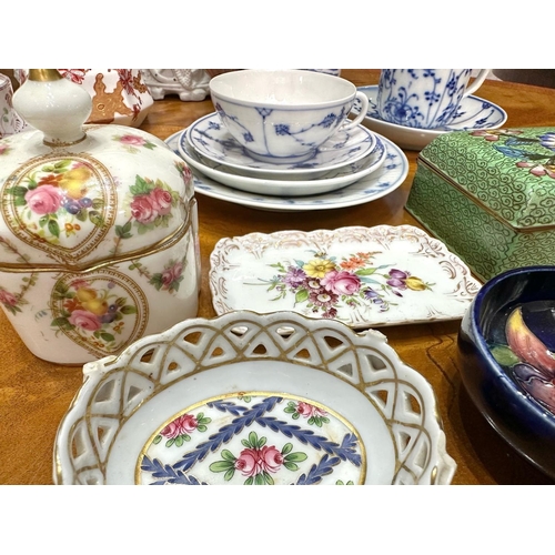 585 - Box of Collectible Porcelain, including a small Moorcroft bowl, Noritake footed bowl, assorted cups ... 