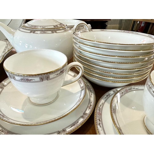 586 - Wedgwood Colchester Dinner Service - To Include, Plates, Cups, Saucers, Lidded Tureen, Gravy Boat et... 