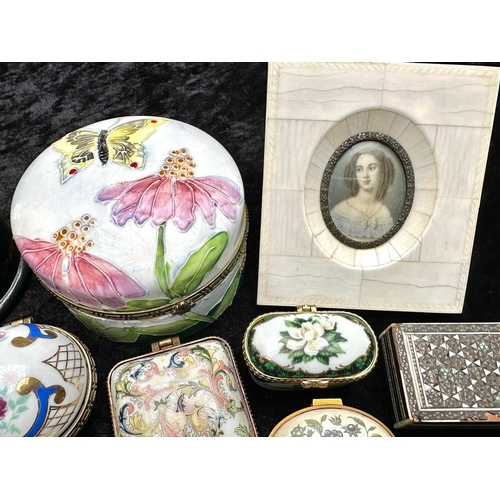 720 - Collection of Decorative Porcelain Boxes, including Limoges, Delprado, and a picture frame.