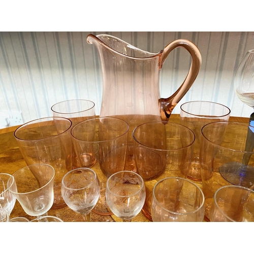 774 - Pink Whitefriars Style Lemonade Set, comprising a jug and six glasses, together with a box of assort... 