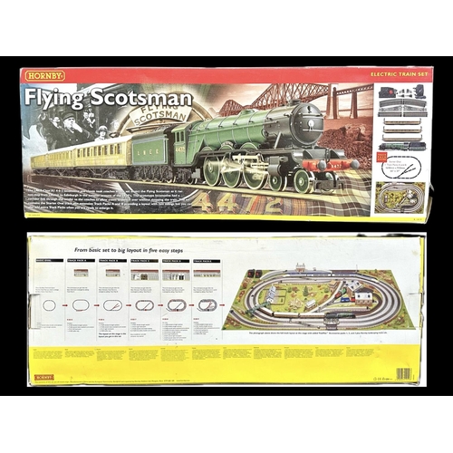 1513 - Hornby Flying Scotsman Electric Train Set, boxed, as new.