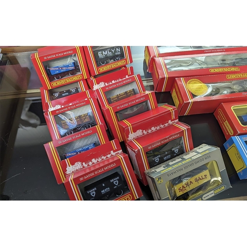 1530 - Railway Interest - Hornby Railway 00 Gauge Trains, including R.298, R.612, R.292, R.042, R.424, R.14... 