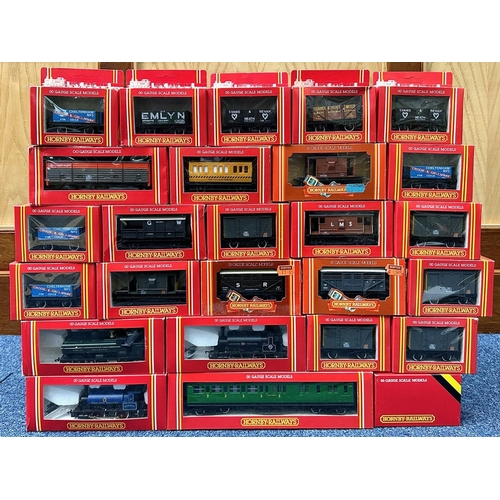 1531 - Railway Interest - Hornby Railway 00 Gauge Trains, including R.150, R.714, R.106, R.247, R.255, R.42... 