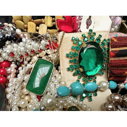 437 - Large Collection of Costume Jewellery. Need a Good Sort, Includes Beads, Necklaces, Bangles etc.