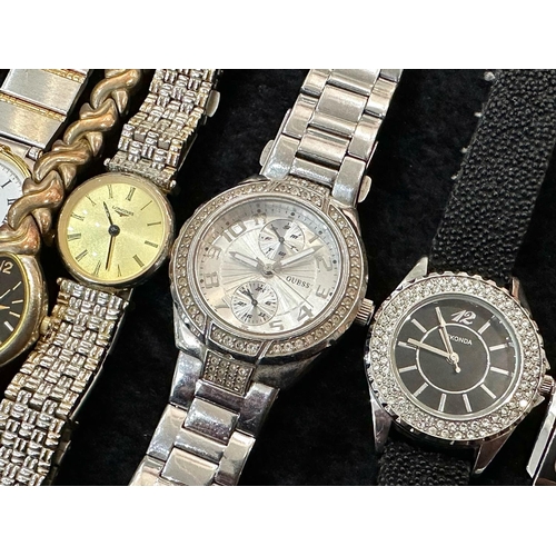 489 - Collection of Gentleman's & Ladies Wristwatches, bracelet and leather straps, comprising Rotary (box... 