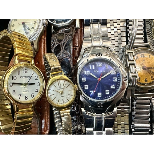 492 - Collection of Gentleman's & Ladies Wristwatches, bracelet and leather straps, including Acqua, Solo,... 